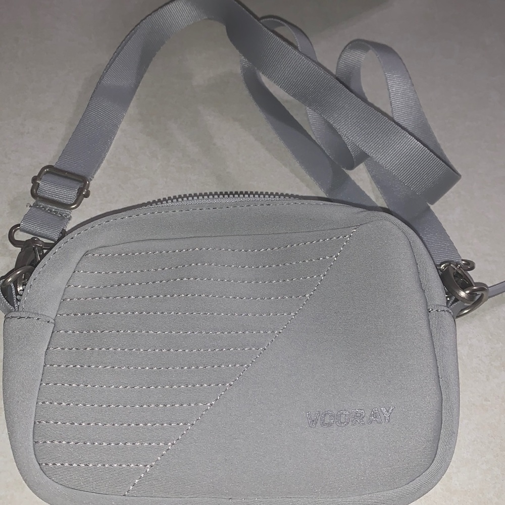 Vooray sidekick crossbody bag